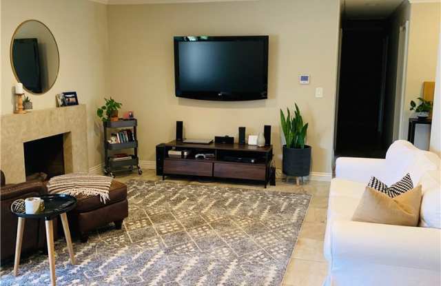 11515 Groveland Avenue Gallery 3