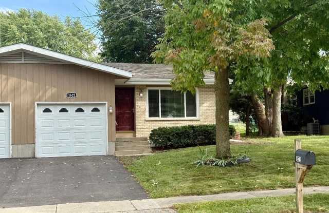 1622 Oak Lane photos photos