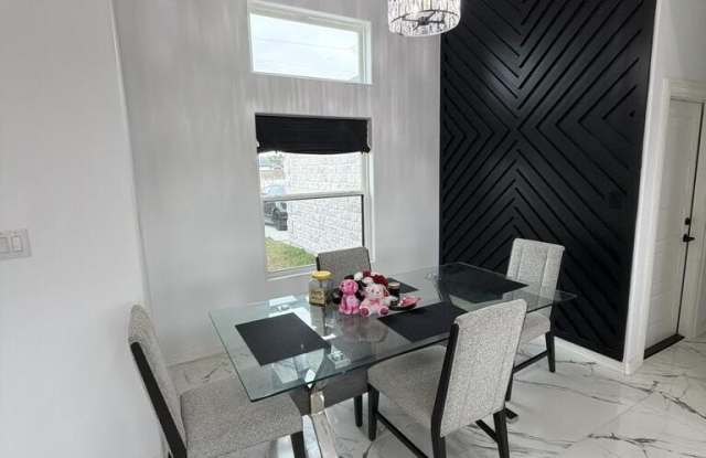 32866 Nayeli St. Gallery 4