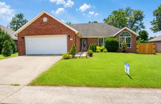 3 Bedroom / 2 Bath Home Located in West Fayetteville photos photos