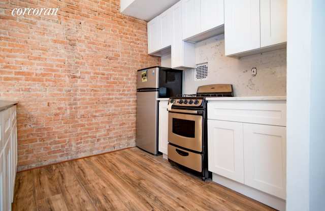 50 West 88th Street Gallery 4