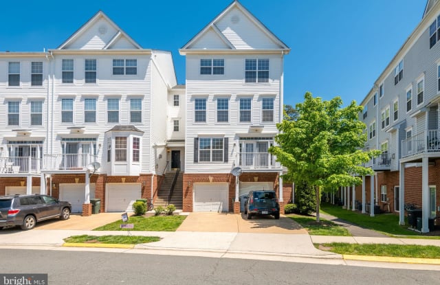 13510 DAVINCI LANE - 13510 Davinci Lane, McNair, VA 20171