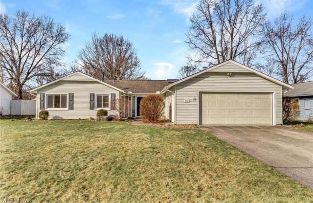 5010 Meadow Moss Lane - 5010 Meadow Moss Lane, North Ridgeville, OH 44039