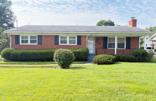 Miraculous 3 Bedroom And 2.5 Bath House!! photos photos