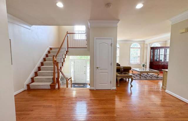 198 HIDDEN FOREST Court Gallery 3
