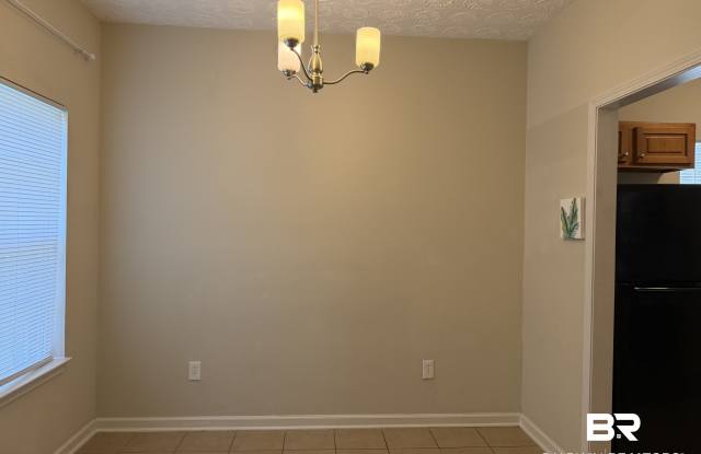 1153 Sloane Cove Gallery 4