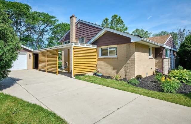1226 Longmeadow Drive photos photos