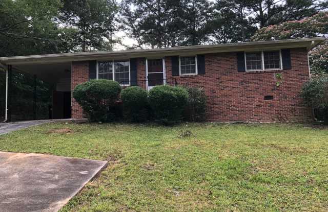 3 Bedrooms, 1 Bathroom - Lindale House photos photos