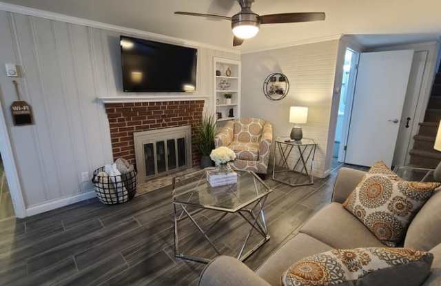 131 Phenix Avenue photos photos