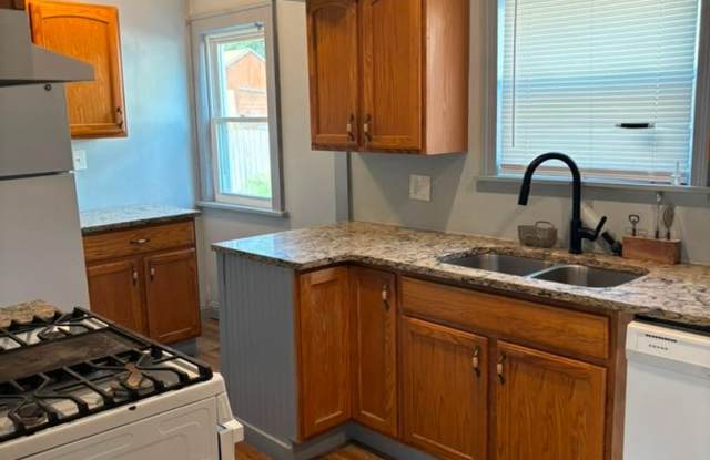 2100 Newton St | Spacious 4-Bedroom, 2-Bath Home in Goodyear Heights Gallery 4