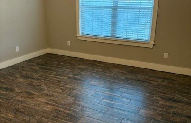 1803 SW Stonegrove Road Gallery 4