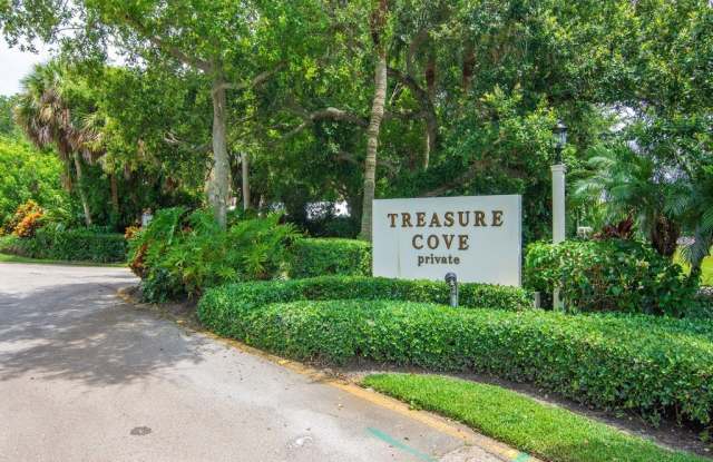 1445 Treasure Cove Lane photos photos