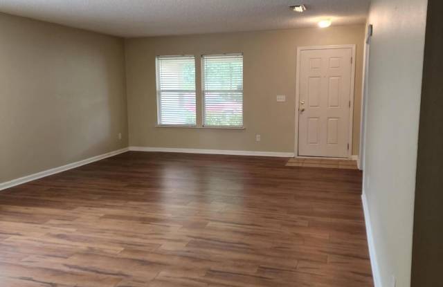 9056 REDTAIL DR Gallery 2