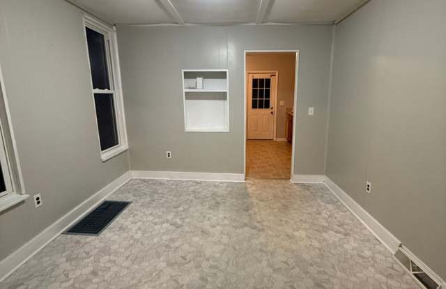 1018-1020 Cameron Avenue photos photos