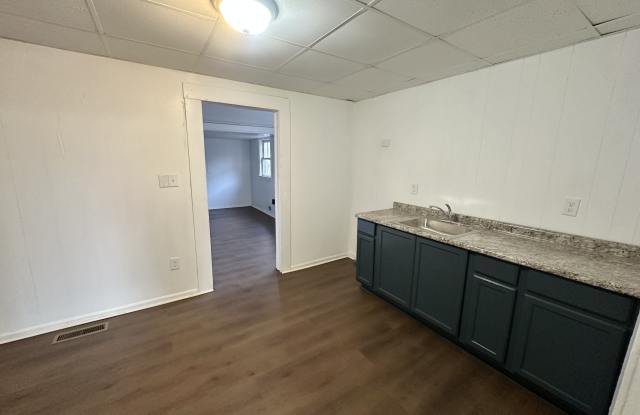 112 Kappa Avenue South Gallery 3