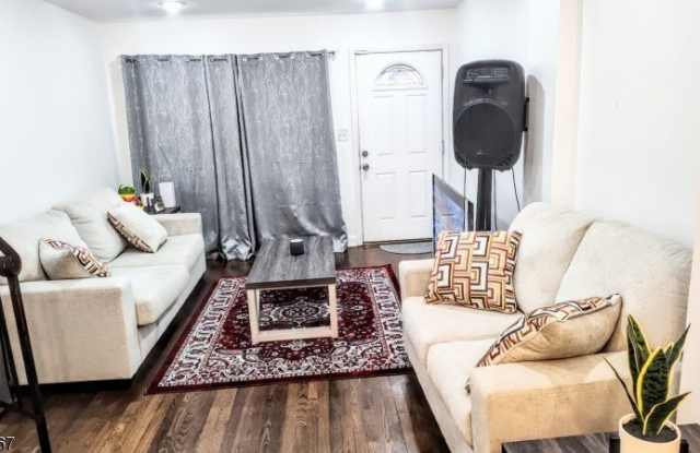 8 Van Nostrand Ave photos photos