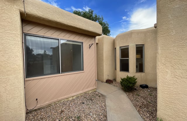 1867 Camino De Pabilo - 1867 Camino De Pabilo, Santa Fe, NM 87505