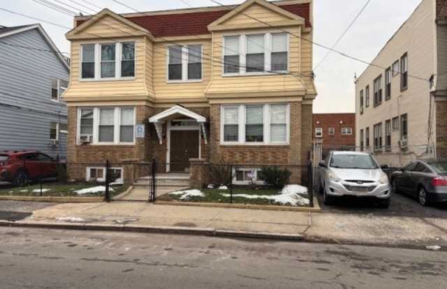 196 W End Ave photos photos