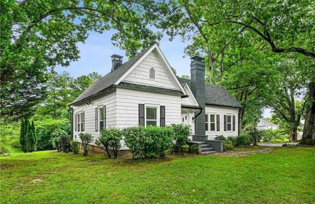 5383 Tilly Mill Road Gallery 4