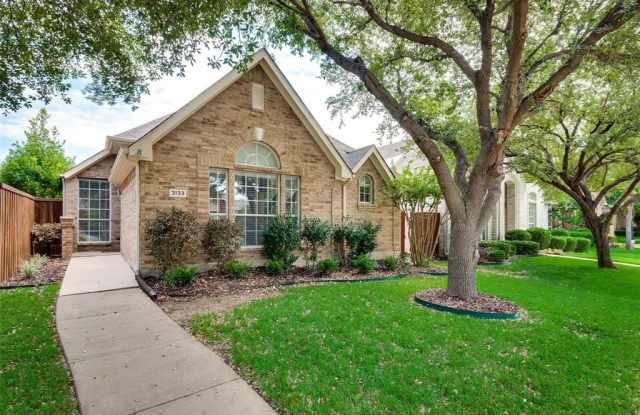 3133 Kings Canyon Drive Gallery 2