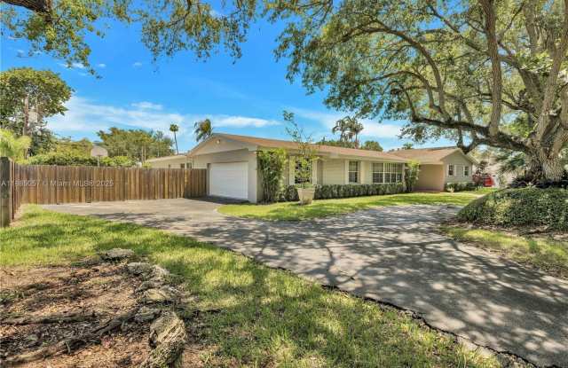 8261 SW 165th Ter photos photos