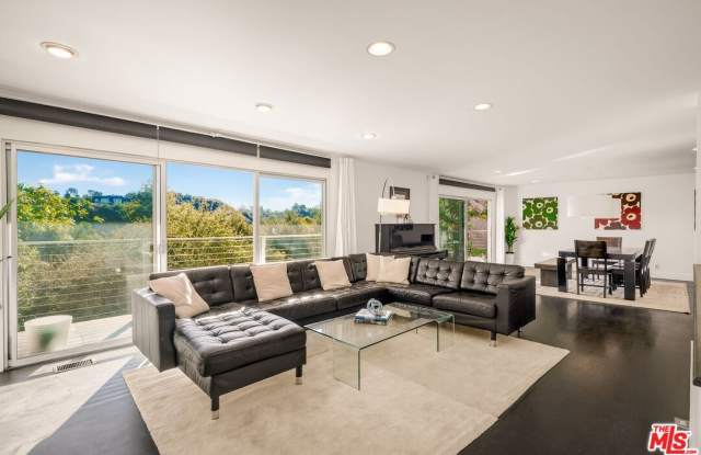 2388 Kimridge Rd photos photos