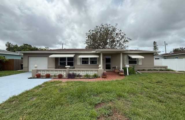 Well maintained 2/2 with a large yard in a quiet neighborhood. Available now! photos photos
