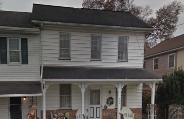 206 East Donegal Street - 206 East Donegal Street, Mount Joy, PA 17552