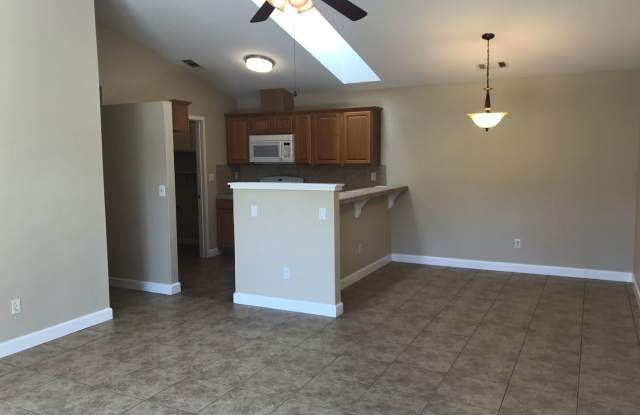 842 Villa Terr Gallery 2