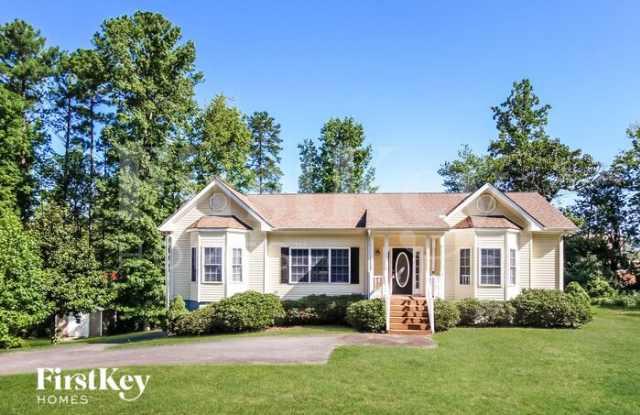 108 Leeper Avenue - 108 Leeper Avenue, Gaston County, NC 28012 108 Leeper Avenue - 108 Leeper Avenue, Gaston County, NC 28012