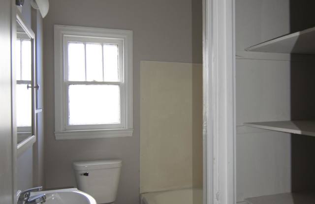 1818 New Street - 1 Gallery 4