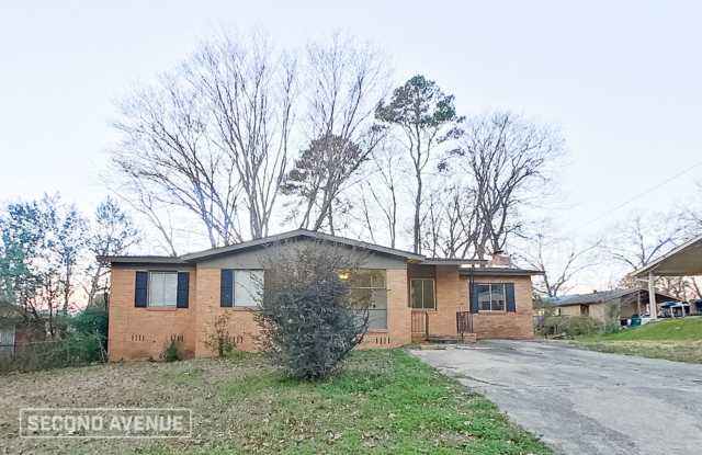 ACT NOW! LIMITED TIME OFFER - 1632 3rd Place Northwest, Center Point, AL 35215