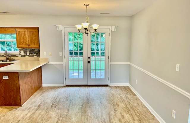 42 Hunters Glen NW Gallery 4
