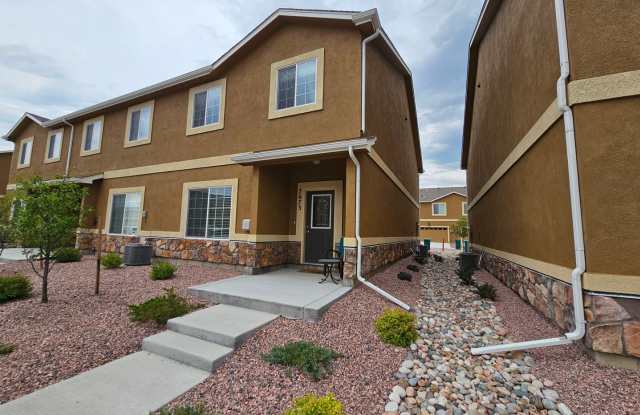 3 bed-3 bath Townhome with AC!!! photos photos