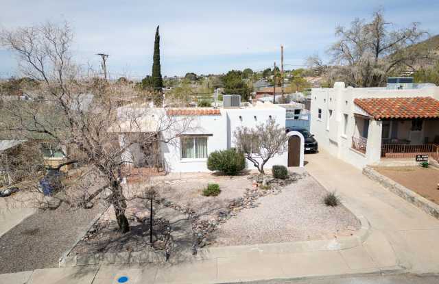 1211 MESITA Drive Gallery 4