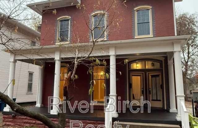 909 N. 6th Street (New) - A - 909 North 6th Street, Springfield, IL 62702