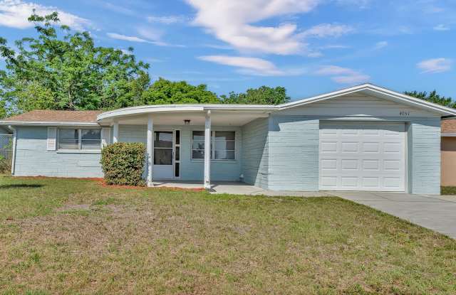 Updated 3BD/2BTH+ DEN Home in New Port Richey! photos photos
