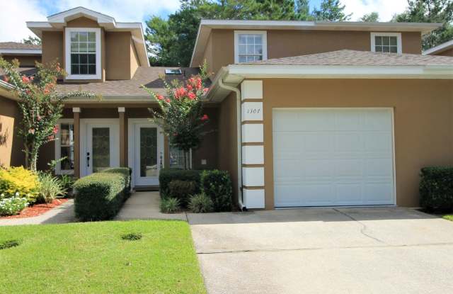 Townhome in Bluewater Bay photos photos