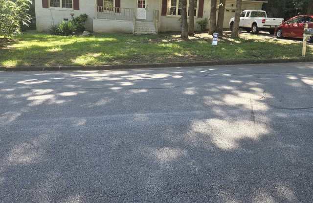 12107 SE Greenleaf Drive - 12107 Greenleaf Drive Southeast, Huntsville, AL 35803 12107 SE Greenleaf Drive - 12107 Greenleaf Drive Southeast, Huntsville, AL 35803