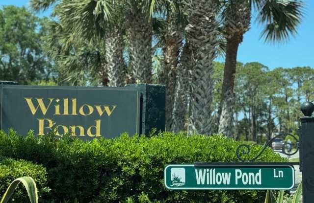 107 WILLOW POND Lane - 107 Willow Pond Lane, Sawgrass, FL 32082