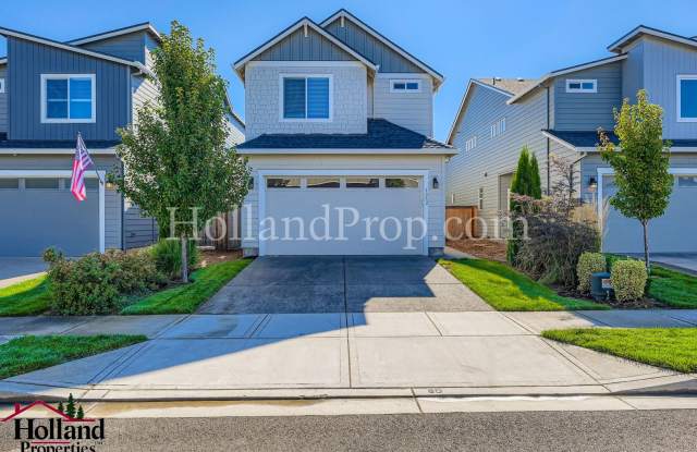 ** New Price + $300 Off First Month – Apply by Sept 24! ** - Beautiful Home for Rent – In a new and upcoming area of Cornelius photos photos