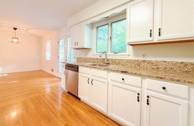 6 Magnolia Ct Gallery 3