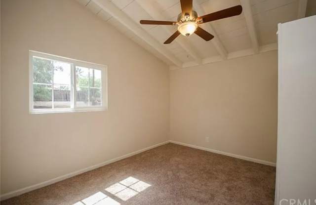 22367 Farragut Avenue Gallery 3