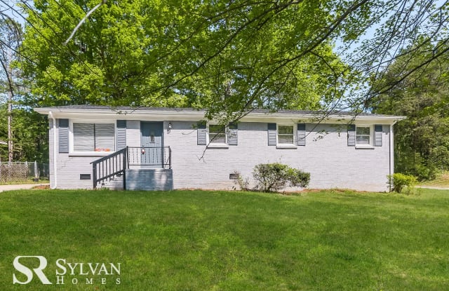 428 E McLelland Ave - 428 East McLelland Avenue, Mooresville, NC 28115