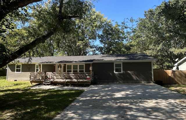 2231 Laverne Avenue photos photos