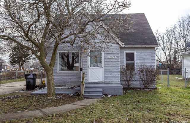 19126 COLORADO Street Gallery 2