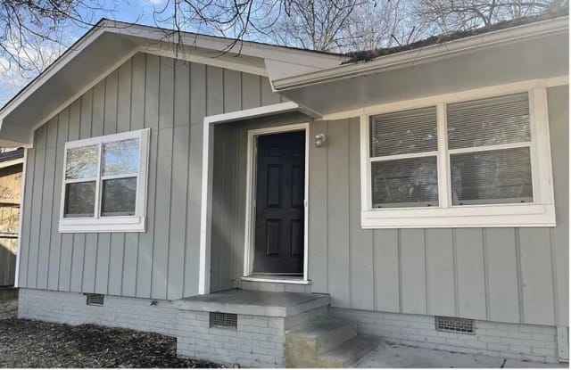 351 Lawrence Rd - 351 Lawrence Road, Jackson, MS 39206