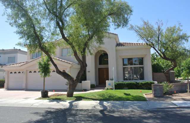 7052 N 1ST Avenue - 7052 North 1st Avenue, Phoenix, AZ 85021