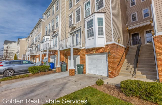 13646 Salk St #146 - 13646 Salk Street, McNair, VA 20171