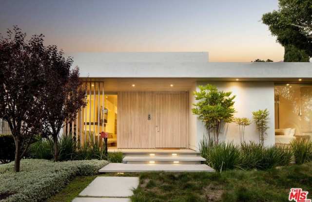 2218 Glencoe Ave - 2218 Glencoe Avenue, Los Angeles, CA 90291